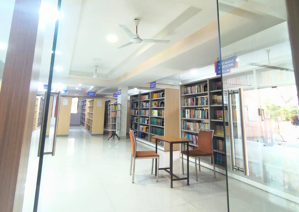 Invertis University Bareilly Academic photo 19